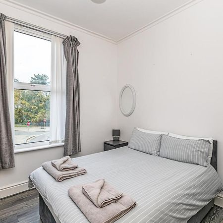 One Bedroom Holiday Apartment Колвин Бэй Экстерьер фото